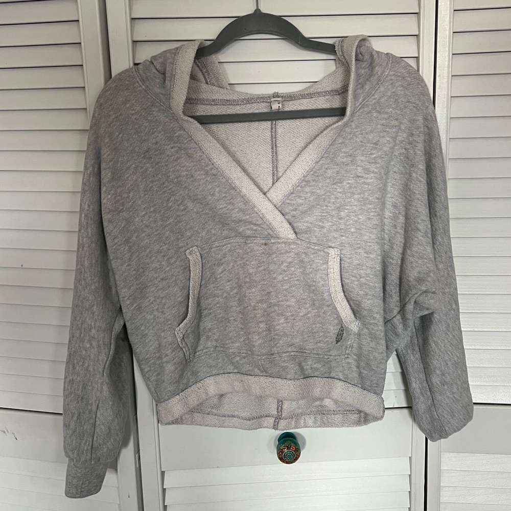 Free people movement cropped sweatshirt